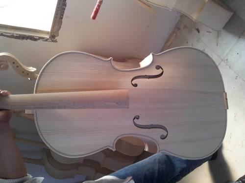 乐器工厂,小提琴低价批发,100元起,配件1元起.